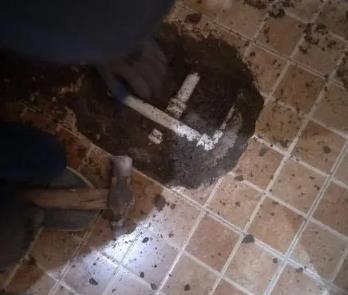 武宣卫生间漏水维修公司为您分享下卫生间渗水如何处理及注意事项